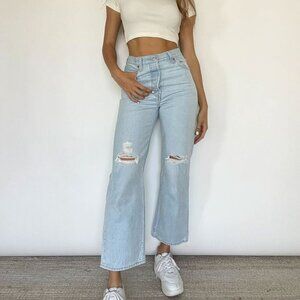 LEVI'S Ribcage Straight Ankle in  Ojai Up - Light Wash Size 27x27